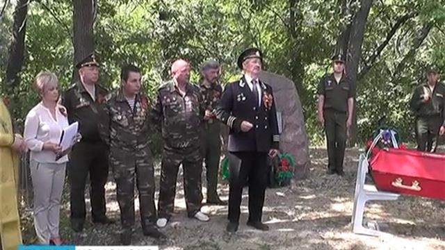 Перезахоронение останков солдат на БНС. Каменск-Шахтинский. 23 июня 2016