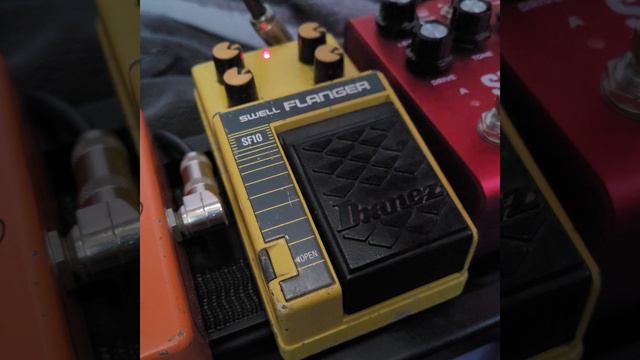 Test Ibanez SF10 Swell Flanger Year 1987 смотреть онлайн