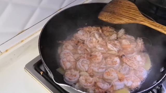 Как приготовить Королевские Креветки? Готовит китаец... смотреть онлайн