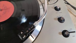 Проигрыватель винила Technics SL-1301. Made in Japan. ТЕСТ