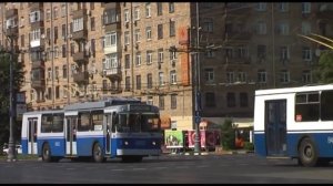 Московский транспорт на Ломоносовском проспекте, 2011