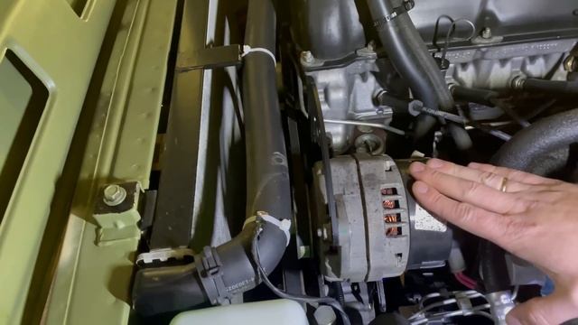 Обзор  Нива Бронто Рысь смотреть онлайн