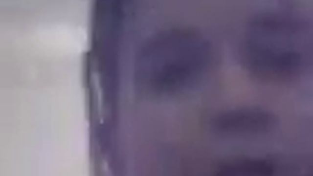 Прикол. Пацан поет песню ноганно смотреть онлайн