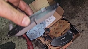 Замена тормозов на HONDA ODYSSEY. Замена тормозной жидкости.