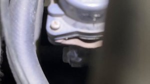 Подсосы воздуха и заклинивание клапана EGR на SUZUKI JIMMY М298АЕ27