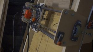 UpCNC режет 15мм фанеру, простой фрезой из хоз.магазина