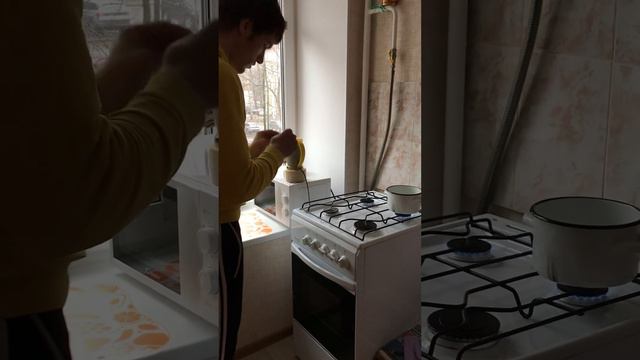 Газовая плита. Впервые сам. Учимся включать смотреть онлайн