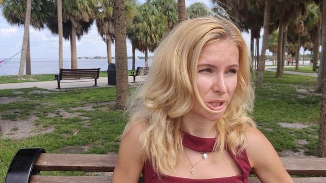 Разница между русскими и американками: одежда, макияж, мужчины смотреть онлайн