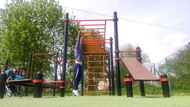 ЛЕСЕНКА на турнике (путь к 27 подтягиваний) #1 смотреть онлайн