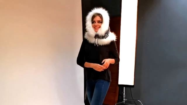 Капор снуд с двойной меховой опушкой Серый рисунок с белым мехом в интернет-магазине Animal-hoods.r смотреть онлайн