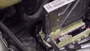 Volvo S80/V70 ECU and TCM remove and installation without special tool