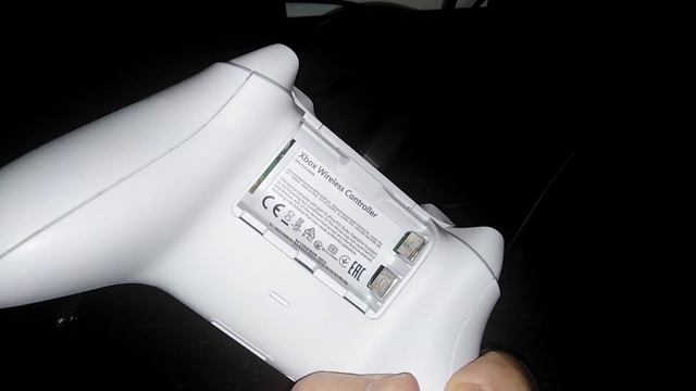 ГЕЙМПАД XBOX SERIES S И СПОСОБЫ ПИТАНИЯ