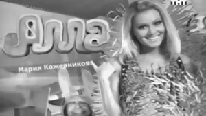 кузя из универа надел спортивные очки и сыграл на гитаре буерак новая общага