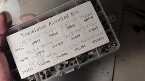 Простой УНЧ без лишних понтов, подбираем детали.