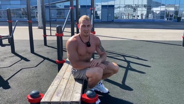 Как накачать трицепс на турниках?! Тренировка трицепса с собственным весом. смотреть онлайн