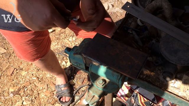 Простое приспособление для распила брёвен на слэбы, своими руками.DIY