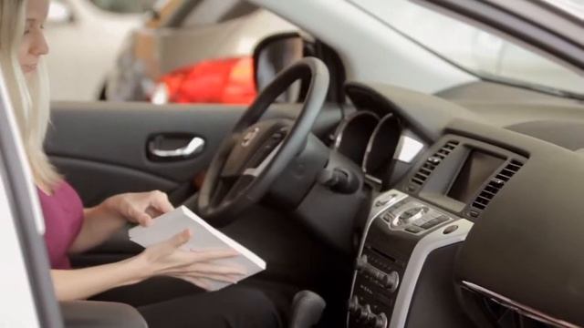 2014 NISSAN Versa Note - Owner's Manual смотреть онлайн