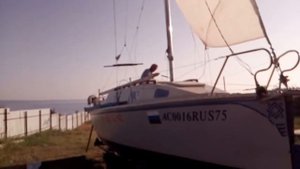 Как ставится и убирается стаксель на закрутке