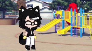 задувает школьный ветер волосы назад😁