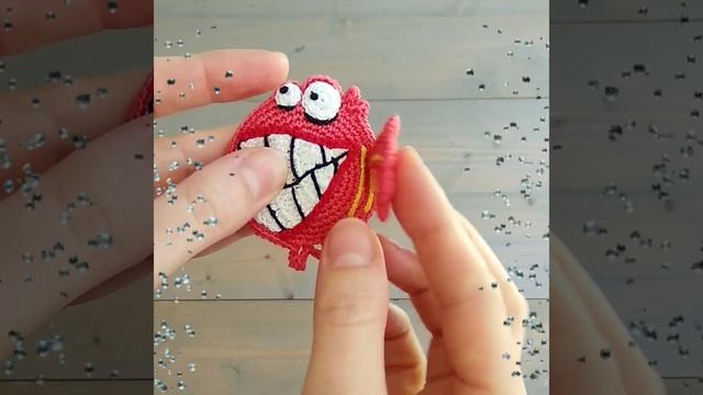 Вязаная рыбка крючком описание, мастер класс рыбка, мк брелок