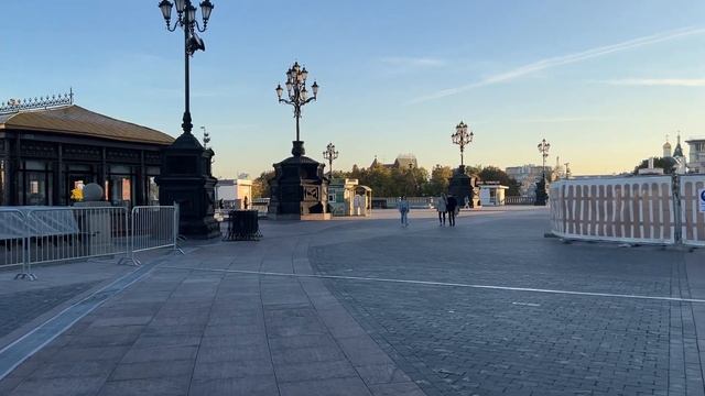 Прогулка: Гоголевский бул., Болотная набережная [4K] 27 сентября 2023 Москва / 18°C