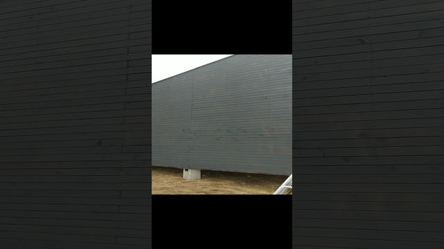Покраска планкена фасадной краской в два слоя. Предварительно нанесена грунтовка. БарнЛайф 135