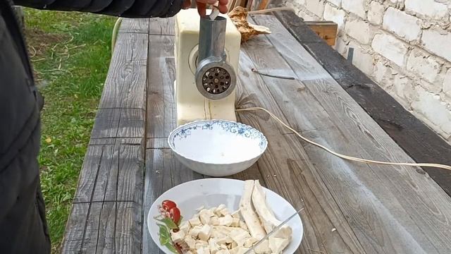 Хреновая закуска из помидор с хреном! Хреновина  как крутить и не ослепнуть