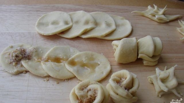 Печенье Розочки с орехами
