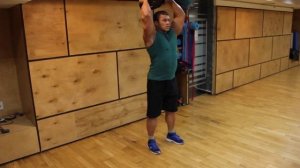 Упражнения с блином от штанги))