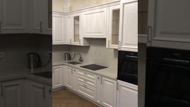 Кухня в стиле Неоклассика #дизайнкухни #дизайнпроект #классическаякухня #красиваякухня #белаякухня