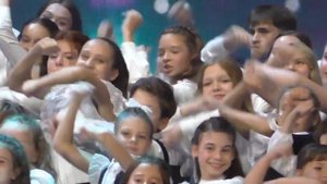 Александр Буйнов и хор Юрия Гончара Дважды два четыре