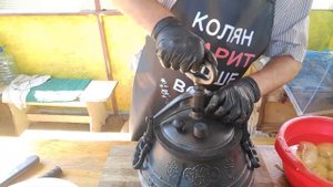 Телятина приготовленная в собственном соку с овощами в афганском казане