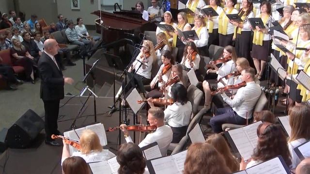 Осень – время итог подвести - хор и оркестр "Светлый миг" смотреть онлайн