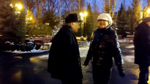 ТИ ТАКА ХОРОША, ДАЙ ХОЧ ПОДИВИТЬСЯ!👍😉/ТАНЦЫ В ПАРКЕ ГОРЬКОГО ХАРЬКОВ ЯНВАРЬ 2022