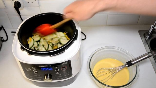 Запеканка с кабачками и рикоттой в Мультиварке Скороварке Редмонд