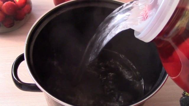 Компот из сливы на зиму. Простой рецепт. Заготовки на зиму. смотреть онлайн