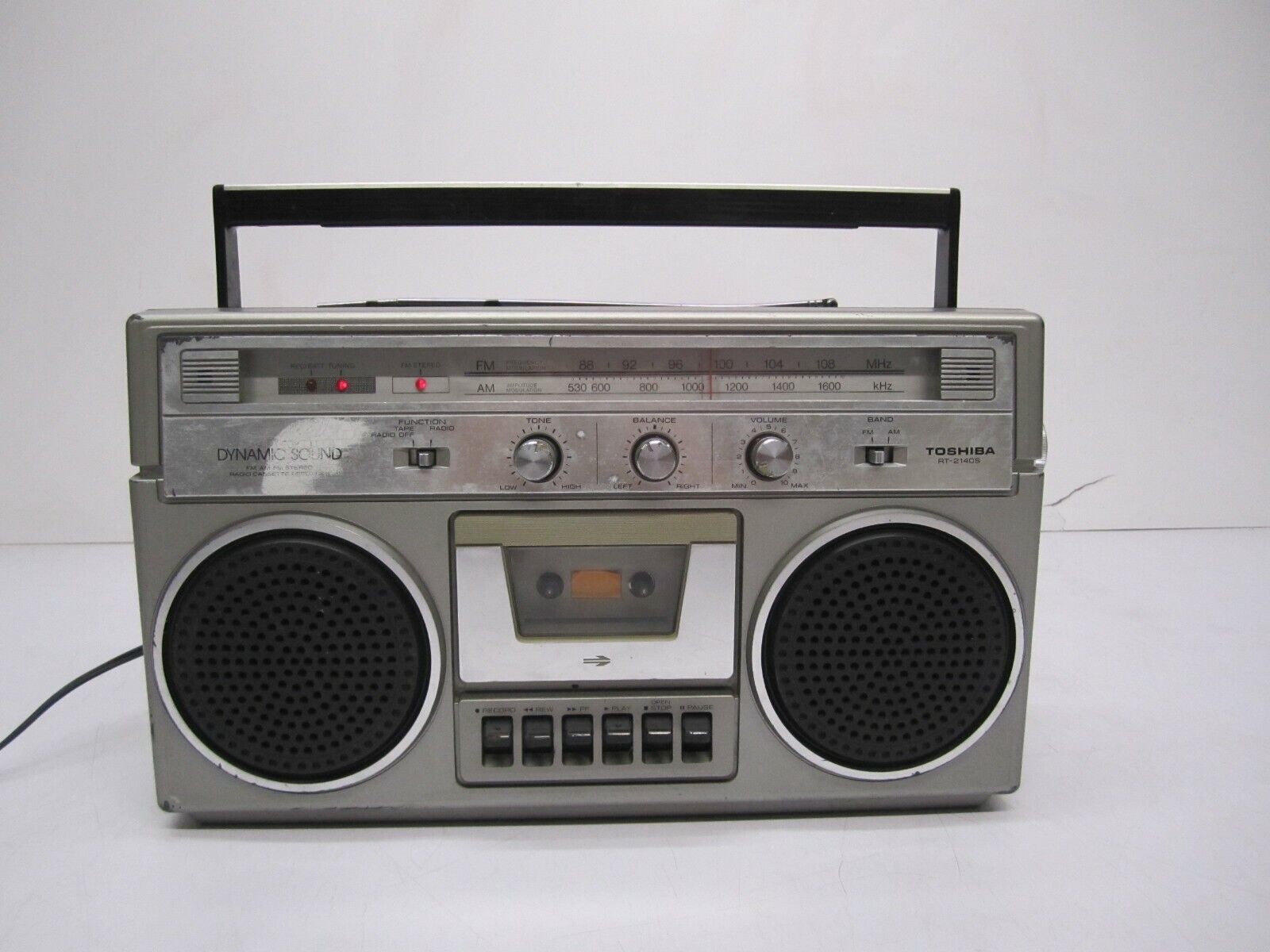 Toshiba RT-2140S AM FM Stereo  Cassette  Recorder Boombox-ЯПОНИЯ.