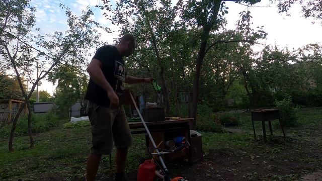 37 - СЕРИЯ | КУПИЛ ЗАБРОШЕННУЮ ДАЧУ | МЕНЯ ДАВНО НЕ БЫЛО | СДАЮ МЕТАЛЛОЛОМ | ПРОТЕЧКА В ТРУБЕ.. смотреть онлайн