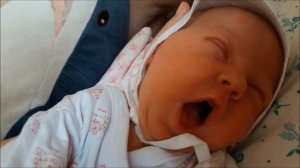 ??Первый месяц жизни ребенка/ВЛОГ/развитие малыша/моя дочь/новорожденный/младенец