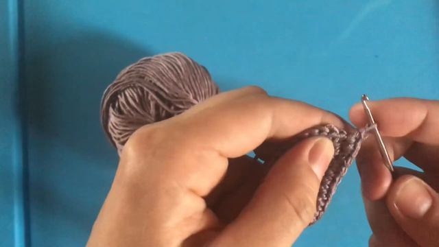 Вяжем подошву для детских пинеток, моксов или сандалей крючком. На подошве. смотреть онлайн