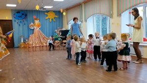 Осенний утренник в группе раннего возраста "Цветочек"