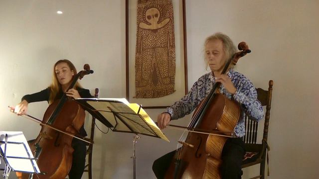 Corelli for 2 cellos - The little Sarabande from violin Sonata No 5 смотреть онлайн