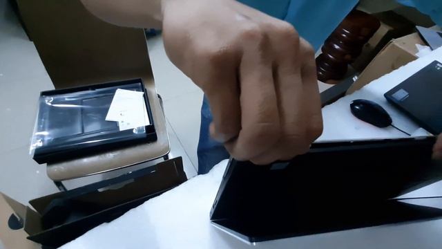 Laptop Dell XPS 15 (7590) 2020 смотреть онлайн