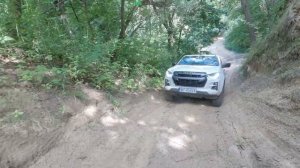 Isuzu D-Max LSE 1.9 Diesel 163KM 2021. Terenowy samuraj.