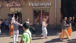 Харе Кришна Харе Рама. Славяне поклоняются индуисскому божеству Кришна