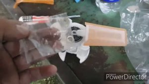 Замена топливного фильтра на автомобиле Тойота превия 2006 г. в.  Бензин,  2,4 л.