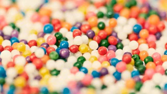 Угадай песню по смайликам!!! смотреть онлайн