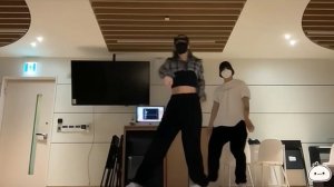 [MIRRORED] (my strange addiction - Billie Eilish) TWICE MOMO INSTAGRAM UPDATE | Mochi Dance Mirror