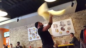 Мастер-класс по пицца-акробатике.  #Россия