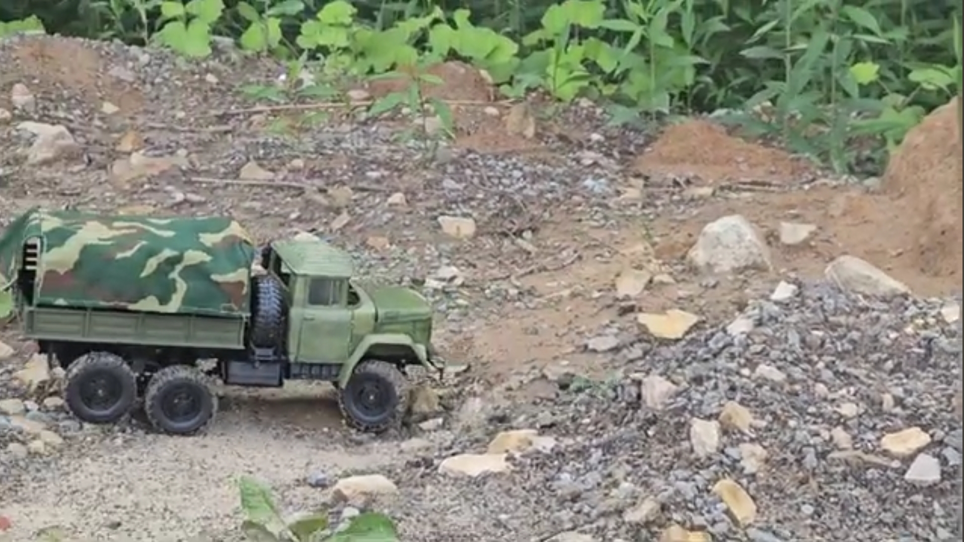 Первые метры пути на строящемся Зил-131 в масштабе 1:16 смотреть онлайн